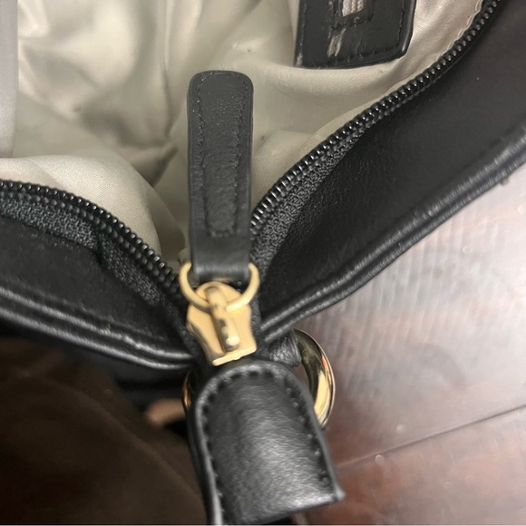 Versace V1969 Italia 19.69 Abbigliamento Sportivo SRL Handbag - Picture 7 of 9